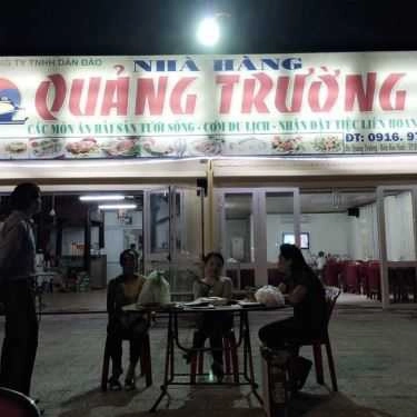 Không gian- Nhà Hàng Quảng Trường Restaurant - Hải Sản Tươi Sống