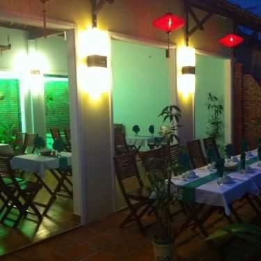 Không gian- Nhà Hàng Thằn Lằn Xanh - Blue Gecko Restaurant