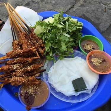 Món ăn- Quán Ăn Bánh Ướt Cuốn Thịt Nướng - Trần Phú