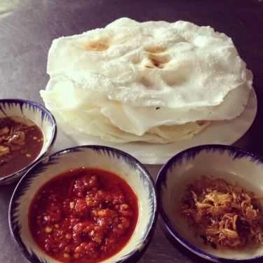 Món ăn- Quán Ăn Bến Tre - Bánh Đập, Hến Xào & Chè Bắp