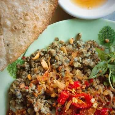 Món ăn- Quán Ăn Cẩm Nam - Bánh Đập & Hến Xào