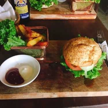 Món ăn- Nhà Hàng Chef Burger