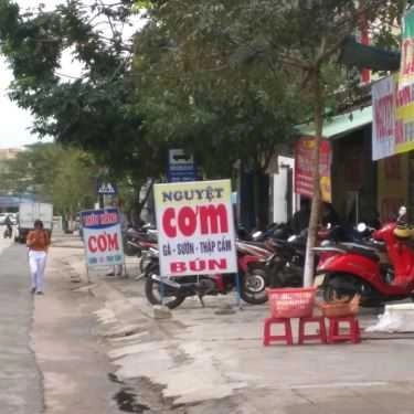 Tổng hợp- Quán Ăn Nguyệt - Cơm Gà & Bún