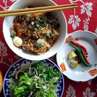 Món ăn- Quán Ăn Cao Lầu & Mì Quảng Bích