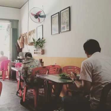Không gian- Quán Ăn Vị Quê - Mì Quảng & Bún Bò