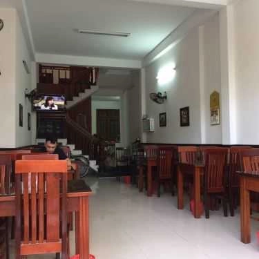 Không gian- Quán Ăn Bít Tết Diên Vĩ