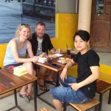Không gian- Quán Ăn MOON Milk Tea & Fast Food