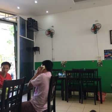 Không gian- Quán Ăn Ngọc Phô - Mì Quảng