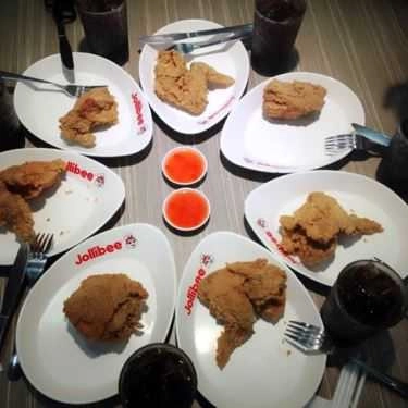 Món ăn- Nhà Hàng Jollibee - Lý Bôn