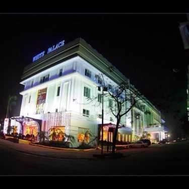 Không gian- Nhà Hàng Sấm Li Ly - White Palace Thái Bình