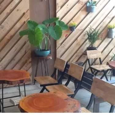 Không gian- Cafe Thớt Coffe