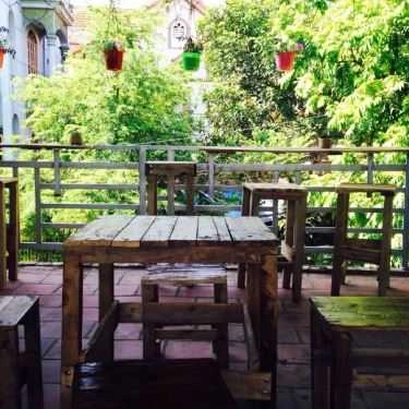 Không gian- Quán Ăn Nhện - Coffee & Pizza