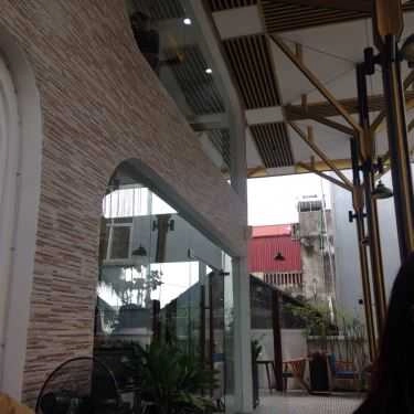 Không gian- Uyên Cafe - Phan Đình Phùng