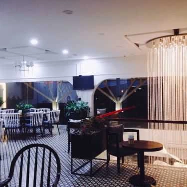 Không gian- Uyên Cafe - Phan Đình Phùng