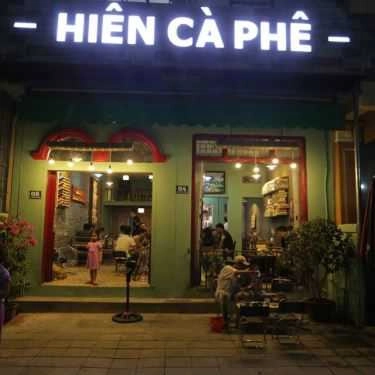 Không gian- Cà Phê Hiên