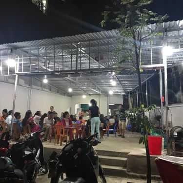 Không gian- Quán Ăn Hải Vân - Bánh Cuốn