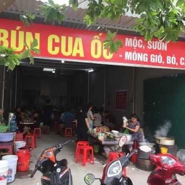Không gian- Quán Ăn Bún Ốc Hiền Thục