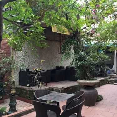 Không gian- Phong Cafe