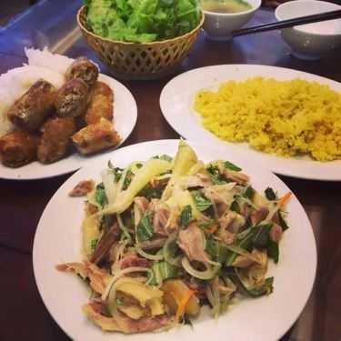 Món ăn- Quán Ăn Cơm Gà Hội An & Bún Chả Phòng