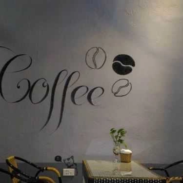 Không gian- Nắng Sài Gòn Coffee