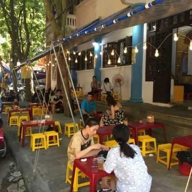 Không gian- Quán Ăn Nem Nha Trang & Chè Đà Nẵng - Trịnh Thị Ngọc Lữ