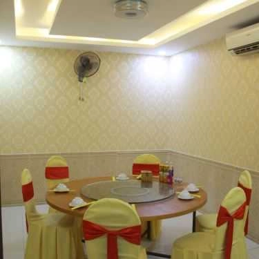 Không gian- Cỏ Xanh - Nhà Hàng Hải Sản