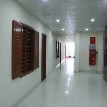 Không gian- Cỏ Xanh - Nhà Hàng Hải Sản