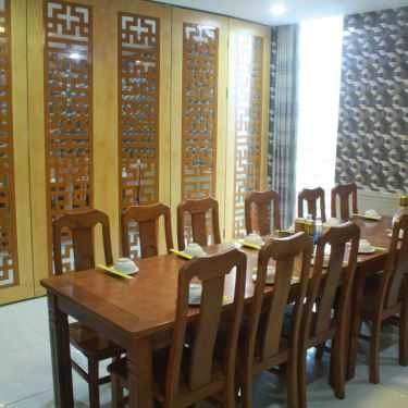 Không gian- Cỏ Xanh - Nhà Hàng Hải Sản