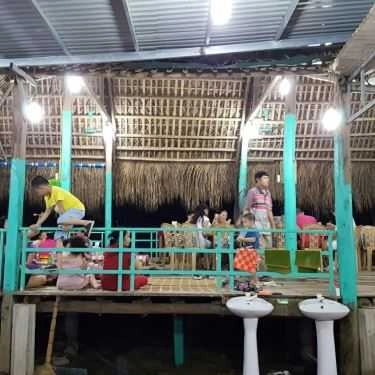 Không gian- Nhà Hàng Hải Sản Thắng Hương