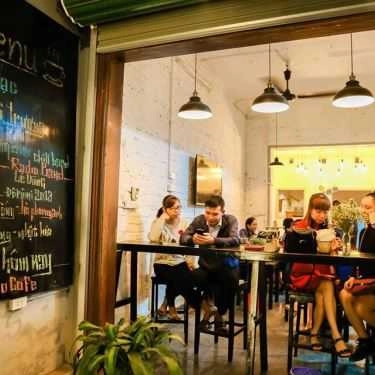 Không gian- Radio - Live Music Cafe