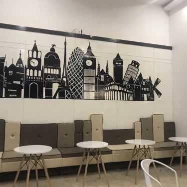 Không gian- Cafe Royaltea - Trà Sữa Hồng Kông - Trần Phú