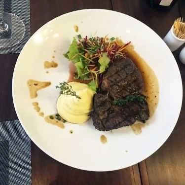Professional- Nhà Hàng Carnosa - Restaurant & Bar