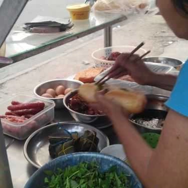 Món ăn- Ăn vặt Bánh Mì Thịt Mè