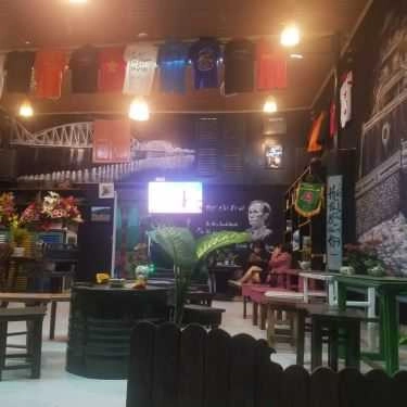 Không gian- Bụi 75 Travel Cafe
