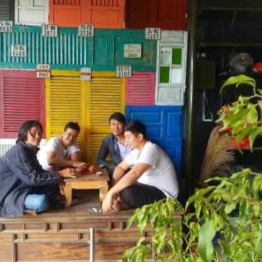 Không gian- Bụi 75 Travel Cafe