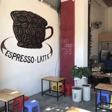 Không gian- Hè Phố Cafe