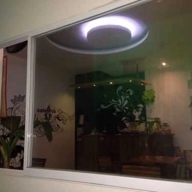 Không gian- Trà Cafe