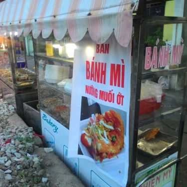 Tổng hợp- Ăn vặt Bánh Mì Nướng Muối Ớt - Phan Đình Phùng