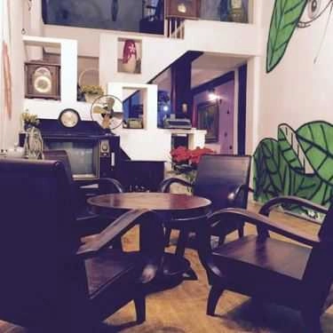 Không gian- Cozy Restaurant & Coffee