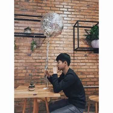 Không gian- Emprie Net & Gạch Coffee