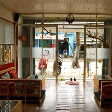 Không gian- Eros Cafe
