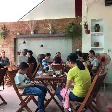 Không gian- Ford Cafe
