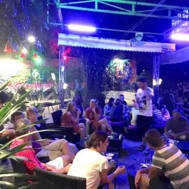 Tổng hợp- Garden River Cafe