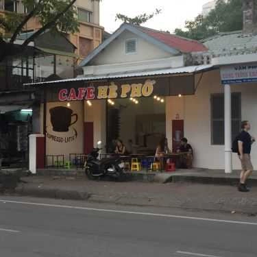 Không gian- Hè Phố Cafe