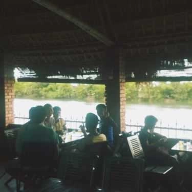 Không gian- Khoảng Khắc Cafe
