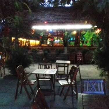 Không gian- Không Tên Cafe
