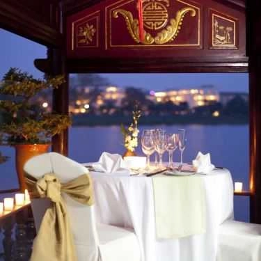 Thực đơn- Nhà Hàng Le Parfum Restaurant - La Residence Hotel