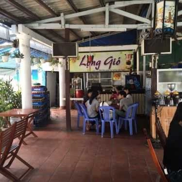Không gian- Lộng Gió Cafe