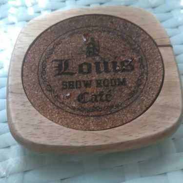 Tổng hợp- Louis Showroom Cafe