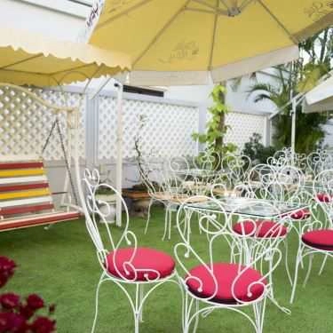 Không gian- Mây Cafe - Hải Triều